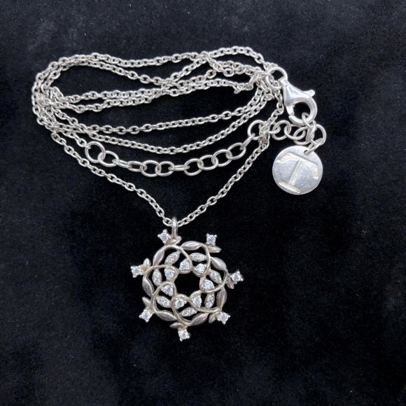 Talbots Sterling Silver Necklace w/ Leaf Vine Pendant CZ Cubic Zirconia Accents - Picture 2 of 8